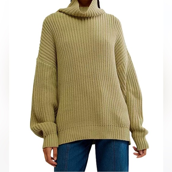 NWOT FREE PEOPLE SWIM TOO DEEP OVERSIZED SWEATER - Picture 1 of 4